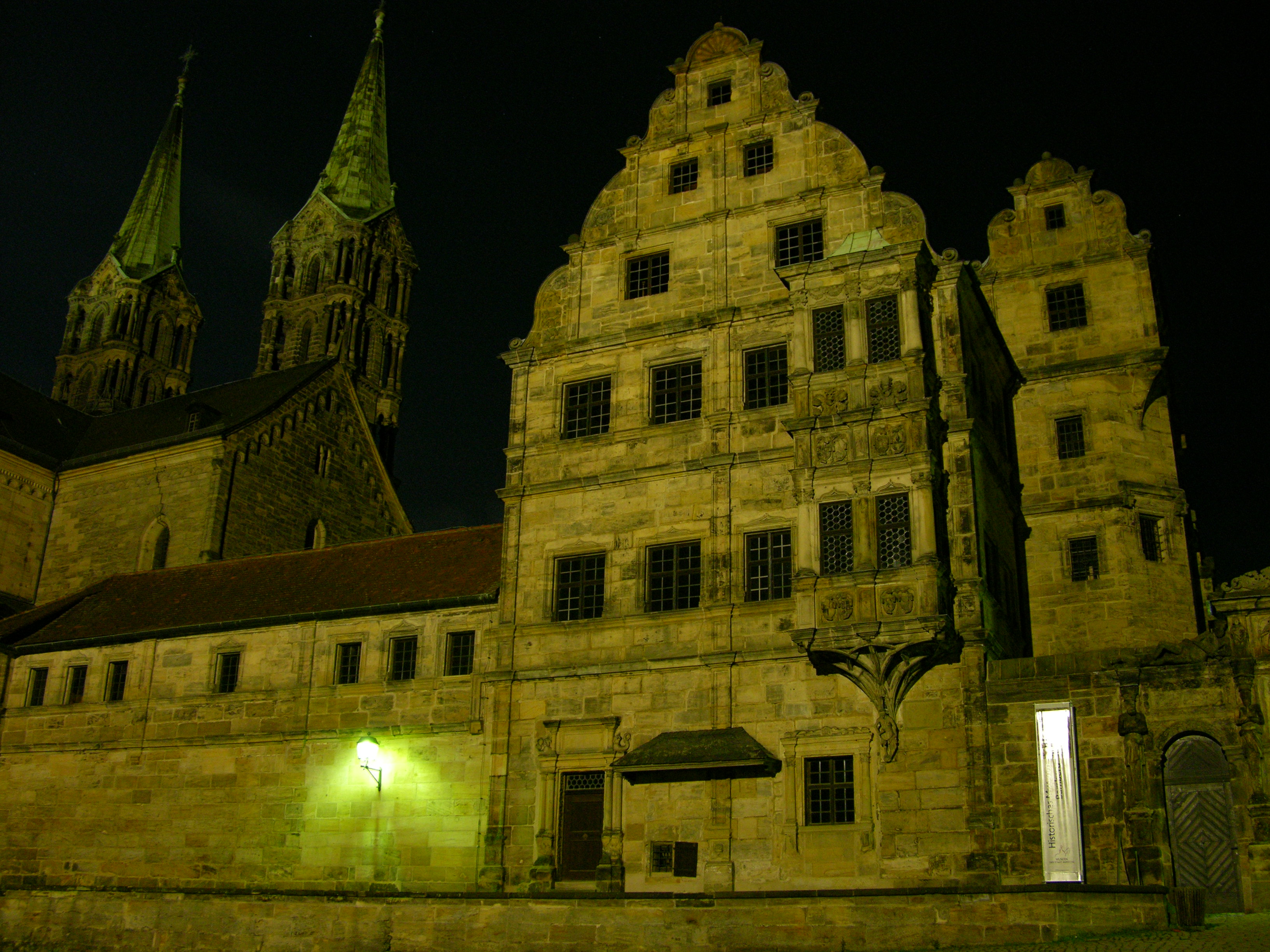 In düsterer Pracht - Bamberg bei Nacht